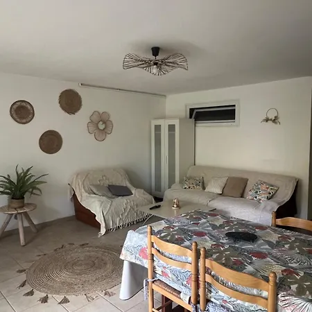 Les Platanes - Rambrandt Rez De Jardin Apartment *